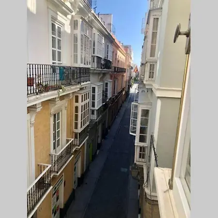 Gatu Premium Libertad Apartamento Cádiz
