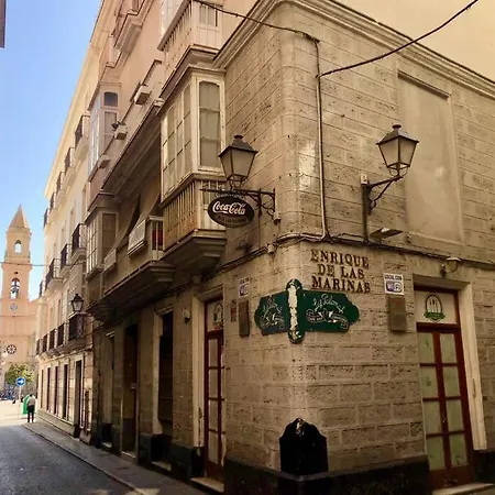 Gatu Premium Libertad Apartamento Cádiz